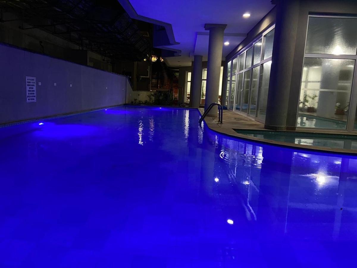 Lindo apartamento em frente ao Mar Ubatuba Exterior foto