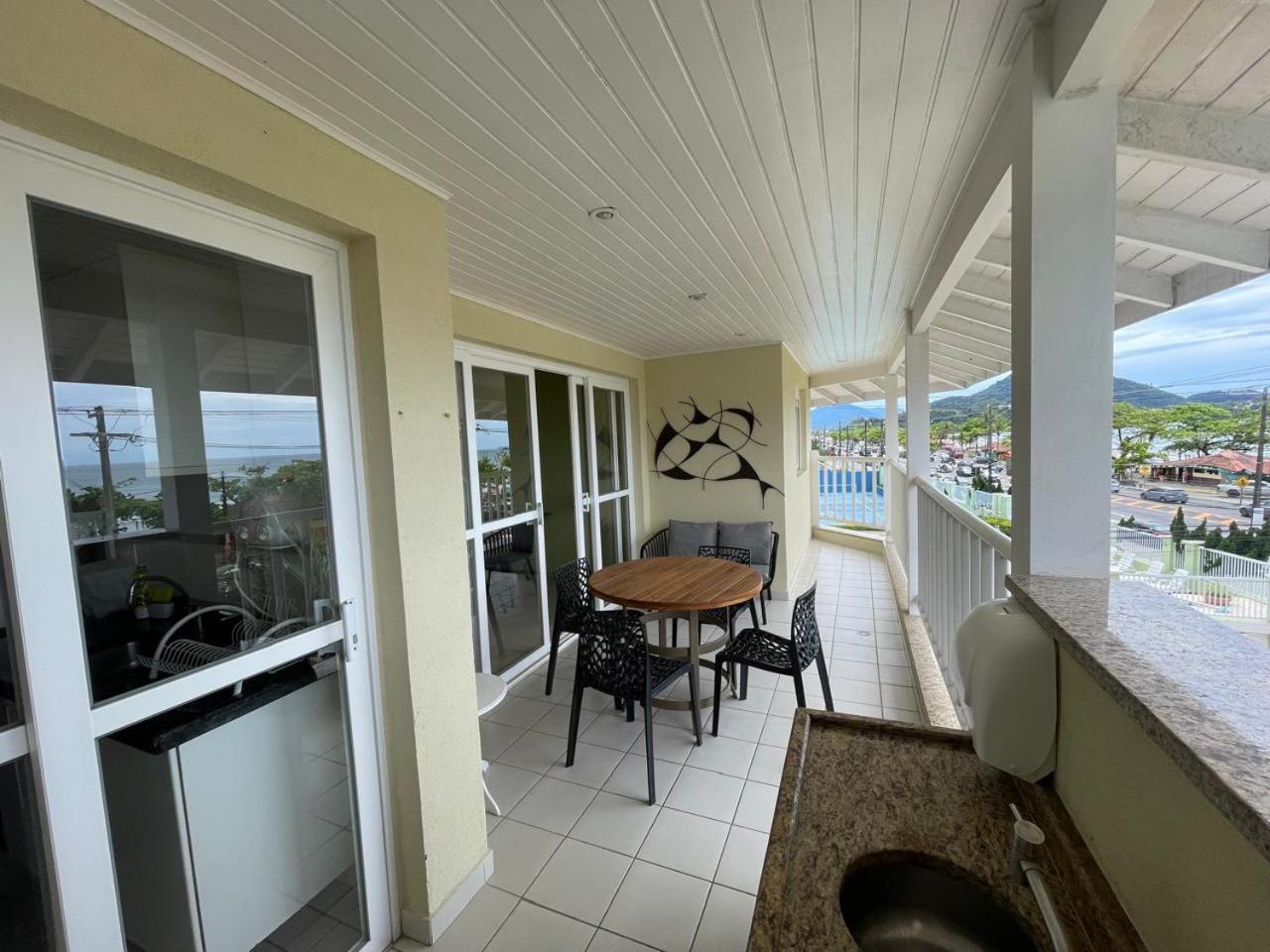 Lindo apartamento em frente ao Mar Ubatuba Exterior foto